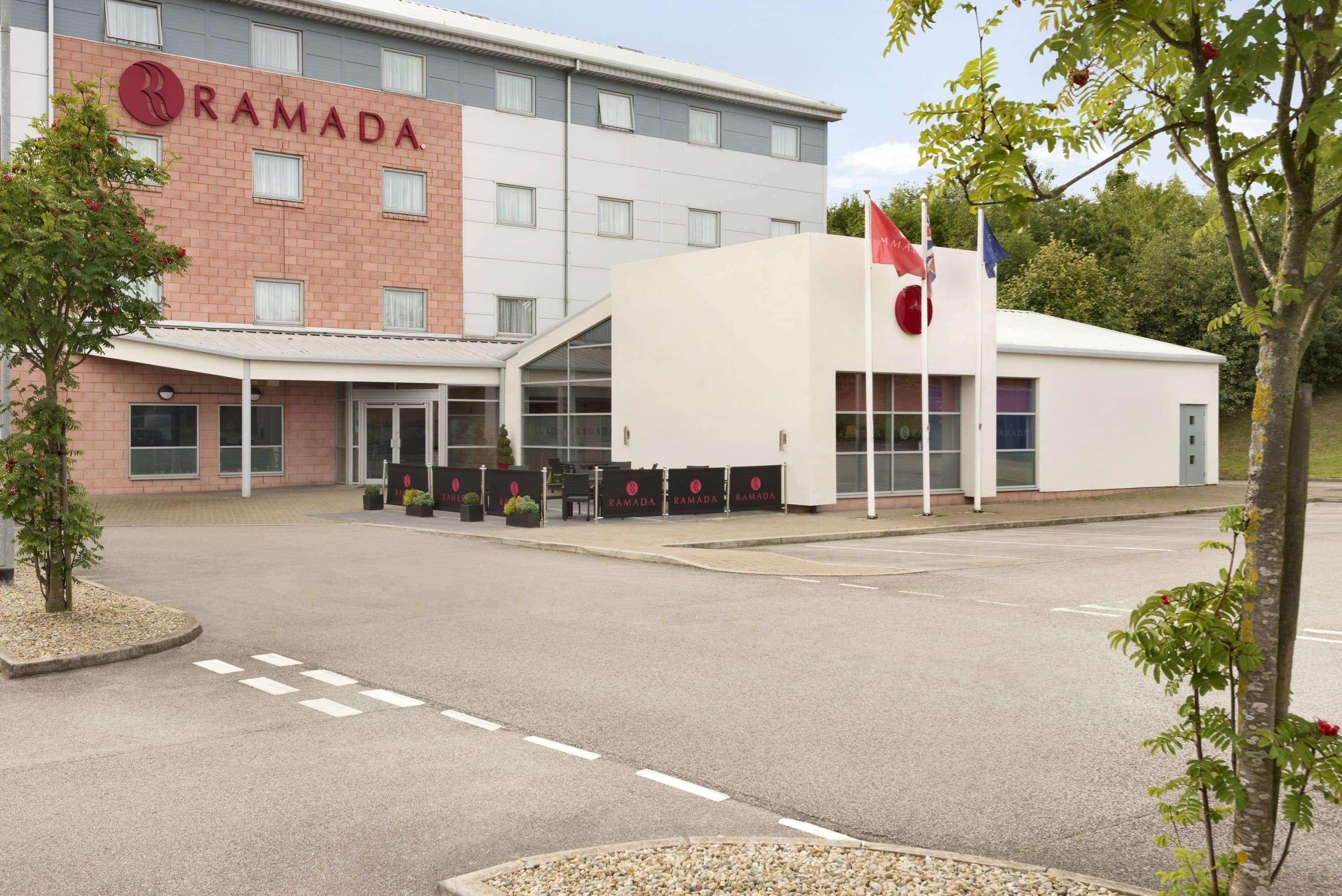 Hotel Ramada Wakefield Exterior foto